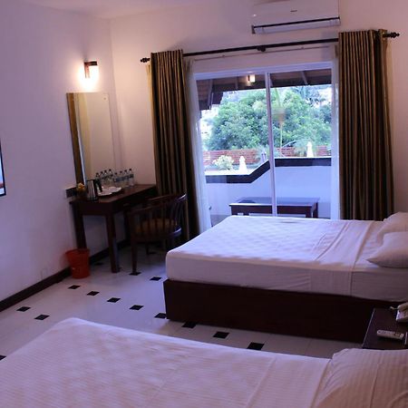 Kandyan Hotell Eksteriør bilde