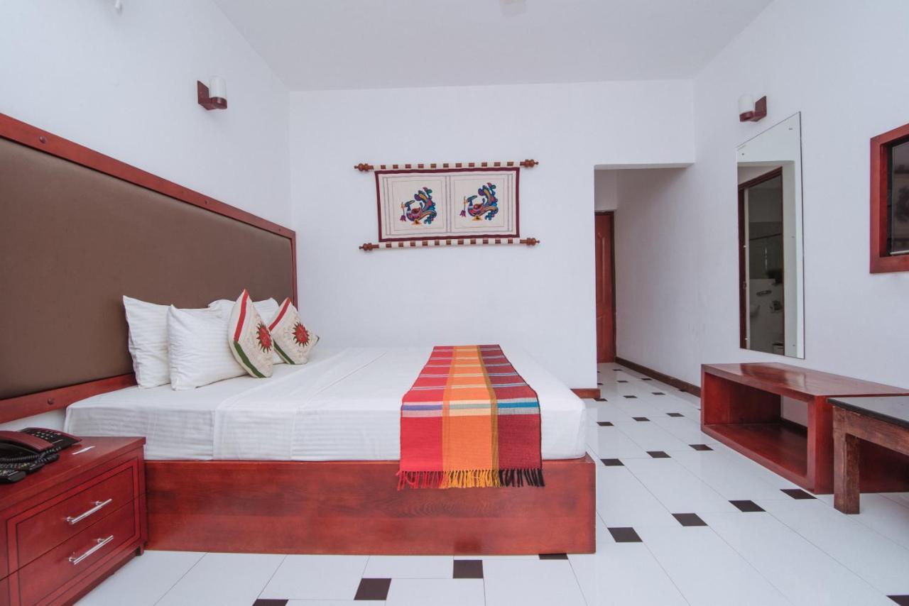 Kandyan Hotell Eksteriør bilde